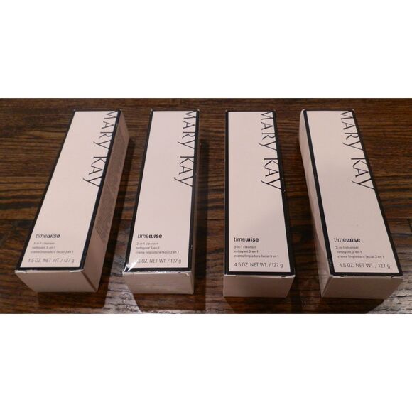 Mary Kay Timewise 3-in-1 Cleanser 4.5 oz Lot of 4 New - Picture 2 of 2